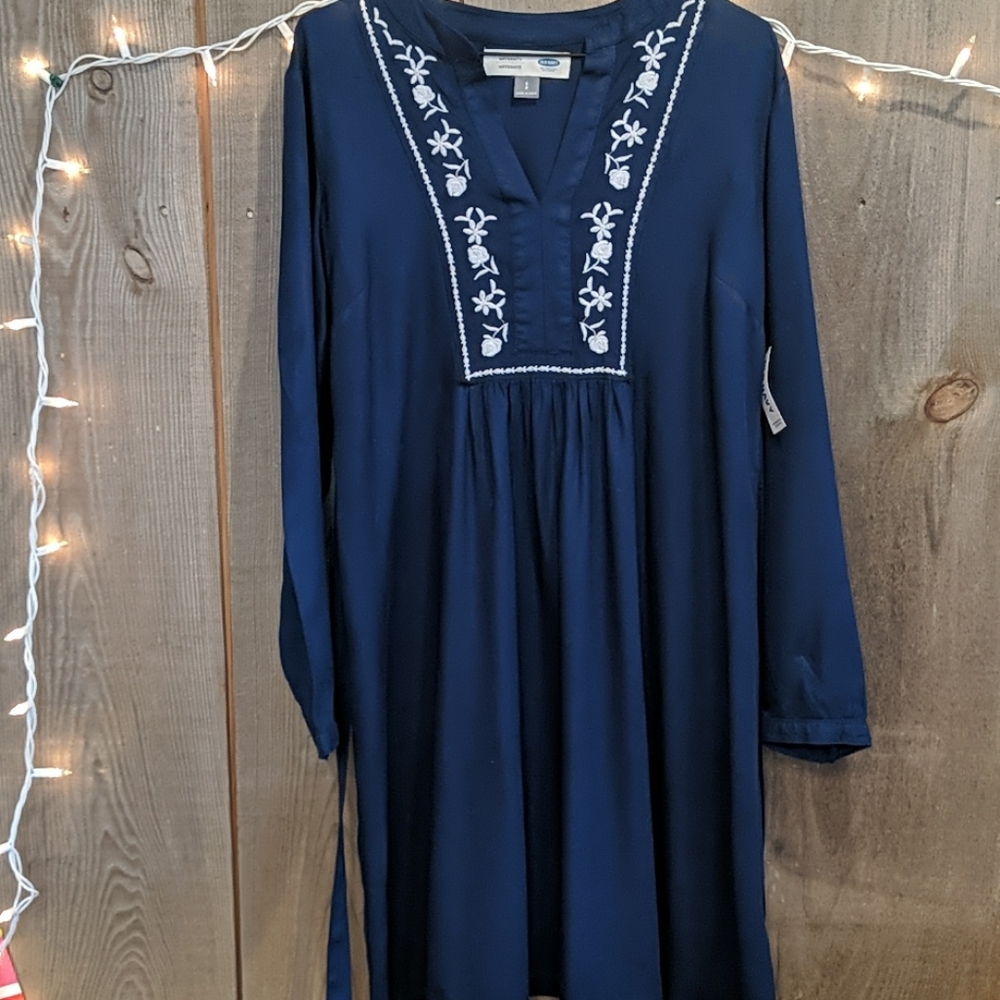 Old Navy Maternity Dress with Tie